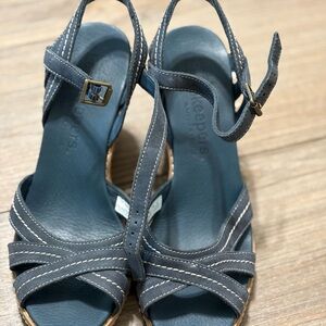 Timberland Blue leather Heel sandles Size 7